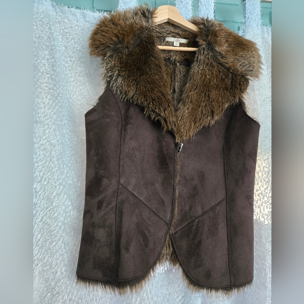 Brand fever ,large ,chocolate brown  fun
